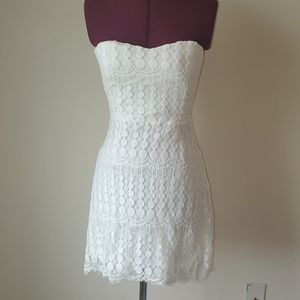 White strapless dress